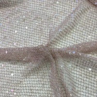 Tissu à paillettes épaisses multicolores en maille de dentelle et de perles brodées de paillettes dorées pour robe de soirée pour femmes