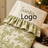 Chaussette de Noël personnalisée en toile verte à imprimé toile de Jouy avec volant, pour décoration de Noël à suspendre, cadeau de Noël, vente en gros