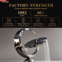 Fontaine d'eau sculpturale moderne abstraite YOUFINE en acier inoxydable poli miroir pour plaza, hôtel, piscine, aménagement paysager