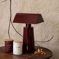 Lampe de table au design haut de gamme, lampe de table portable, lampe de chevet pour chambre à coucher, lampe de table pour bureau, lumière d'ambiance nordique rechargeable