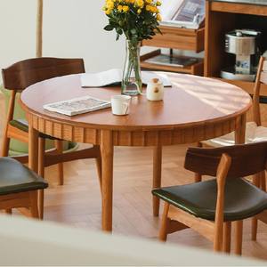 Mesa de Comedor Redonda Jimei de 95cm/110cm, Madera de Cerezo Sólida, Estilo Nórdico Minimalista, Estructura Estable con Marco de Caja, para Uso Doméstico - Product Image 1