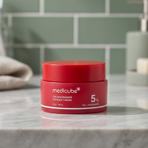 Crema Facial Hidratante e Iluminadora con Niacinamida y Tranexamida en Cápsulas Medicube - Product Image 2