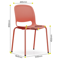 Chaise de salle à manger moderne en plastique avec pieds en métal, design empilable, prête à être expédiée, chaises de restaurant |   Chaise Commerciale en Plastique en Stock