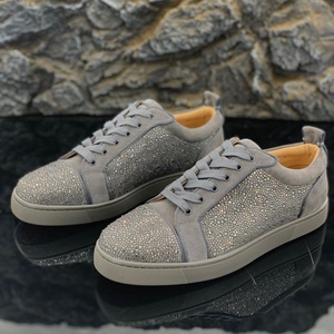 Zapatos Casuales Planos de Lujo al por Mayor para Hombre y Mujer, Zapatos de Diseñador Personalizados de Cuero Genuino con Suela Roja y Diamantes, Zapatos para Caminar - Product Image 2