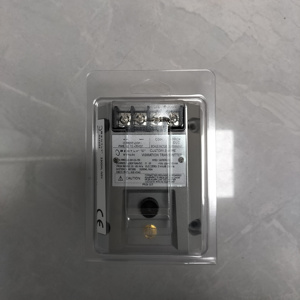 Transmisor de Vibraciones Bently Nevada 990-10-Xx-01-00 163930-01 para Compresores de Aire Centrífugos o Bombas Pequeñas, Motores, Ventiladores - Product Image 3