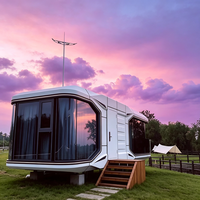 Maison-capsule XULV à panneaux isolants pour camping en bord de rivière, livraison directe usine