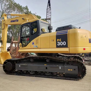 Excavatrice Komatsu PC300-7 d'occasion, 30 tonnes, moteur SAA6D114E, composants essentiels Kawasaki, faible nombre d'heures, modèle 2022, pour la construction à Shanghai - Product Image 1