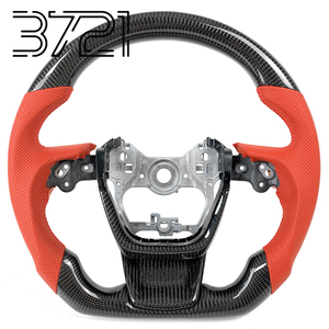 Volante de Fibra de Carbono Personalizado para el Interior de Toyota Sienna, Highlander, Crown, Granvia, Kluger 2021-2024 - Product Image 1