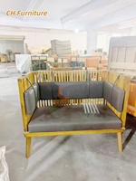 Vente en gros de chaises OEM et table basse pour le jardin, meubles de salle à manger, chaise de café, canapé en cuir, siège de stand