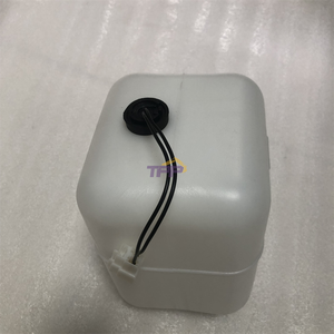 Serbatoio dell'acqua di espansione dei pezzi di ricambio dell'escavatore 096-0744 0960744 per CAT320 Hitachi <span class=keywords><strong>Kato</strong></span> <span class=keywords><strong>820</strong></span> - Product Image 4