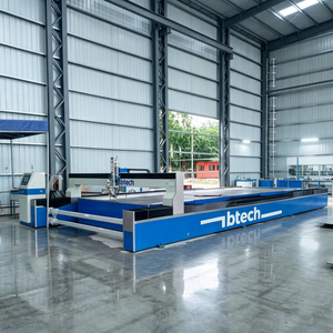Nouvelle machine de découpe CNC à jet d'eau 5 axes avec moteur de pompe, structure portique haute précision pour la découpe de tôles métalliques - Product Image 1