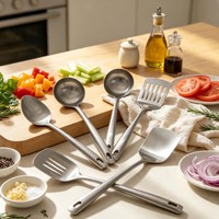Ensemble d'ustensiles de cuisine haut de gamme en acier inoxydable : écumoire, louche et spatule