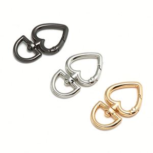 Llavero de Metal con Forma de Corazón y Clip de Amor para Organizar Llaves, Equipaje, Bolsos y Hebillas, Diseño Elegante - Product Image 1