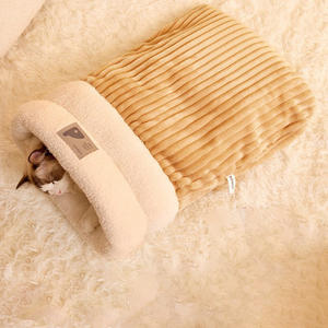 शरद ऋतु और सर्दियों के गर्म बिल्ली घोंसले नींद बैग बंद कर कुत्तों और बिल्लियों के लिए पालतू जानवरों की आपूर्ति - Product Image 4