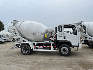Camión Mezclador de Concreto SINOTRUK de 6 Ruedas HOWO 4x2, Camión con Tanque Mezclador de 6 Metros Cúbicos, Camión Mezclador de Concreto de 6 Metros Cúbicos en Venta - Product Image 3