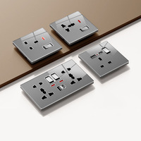 Prise murale universelle UK en verre trempé ultra-fin couleur gris avec ports USB Type C 220V, disponible en noir, blanc et gris
