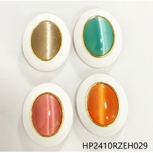 Chic abbigliamento quotidiano e orecchini moda per feste Design di gioielli alla moda per tutte le occasioni - Product Image 1