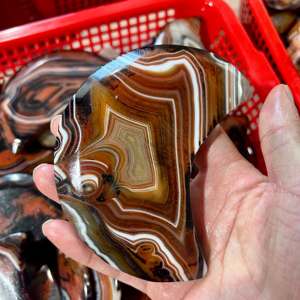 Cristal Curativo <span class=keywords><strong>de</strong></span> Alta Calidad al por Mayor a Precio <span class=keywords><strong>de</strong></span> Fábrica, Ágata <span class=keywords><strong>de</strong></span> Seda Roja y Negra, <span class=keywords><strong>Luna</strong></span> para Decoración del Hogar - Product Image 2