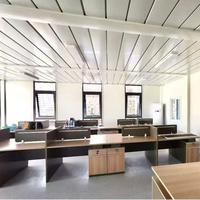 Modules de bureau préfabriqués modernes adaptés au travail et aux réunions