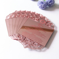 Cartes miroir élégantes en or rose de nouveau style Invitation en acrylique découpée au laser pour la réception d'anniversaire de mariage