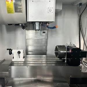 Centro de mecanizado vertical <span class=keywords><strong>CNC</strong></span> de alta velocidad VMC850 VMC855 fresadora <span class=keywords><strong>CNC</strong></span> <span class=keywords><strong>China</strong></span> máquina herramienta multifuncional - Product Image 4