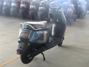 Scooter Eléctrico Ligero Autorizado por COC, Batería Extraíble, Precio Competitivo para Servicios de Catering y Entrega - Product Image 4