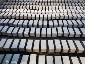 SUNRICH最高価格固定密封鉛ジェルバッテリー12V 120AH <span class=keywords><strong>120V</strong></span>ボートエネルギー貯蔵バッテリーパック - Product Image 6