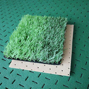 Les coussinets absorbant les chocs de terrain de <span class=keywords><strong>football</strong></span> XPE pour l'herbe de <span class=keywords><strong>football</strong></span> et les terrains de sport sont utilisés pour la couche élastique de <span class=keywords><strong>gazon</strong></span> <span class=keywords><strong>synthétique</strong></span> - Product Image 1