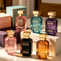 Flacons de parfum en verre personnalisés professionnels 30ml/50ml/100ml avec vaporisateur à fine brume et capuchon magnétique doré lesté