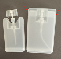 Flacon de poche en plastique de parfum transparent blanc de 20ml avec flacons à pompe antidérapants pour pulvérisateur de carte de crédit