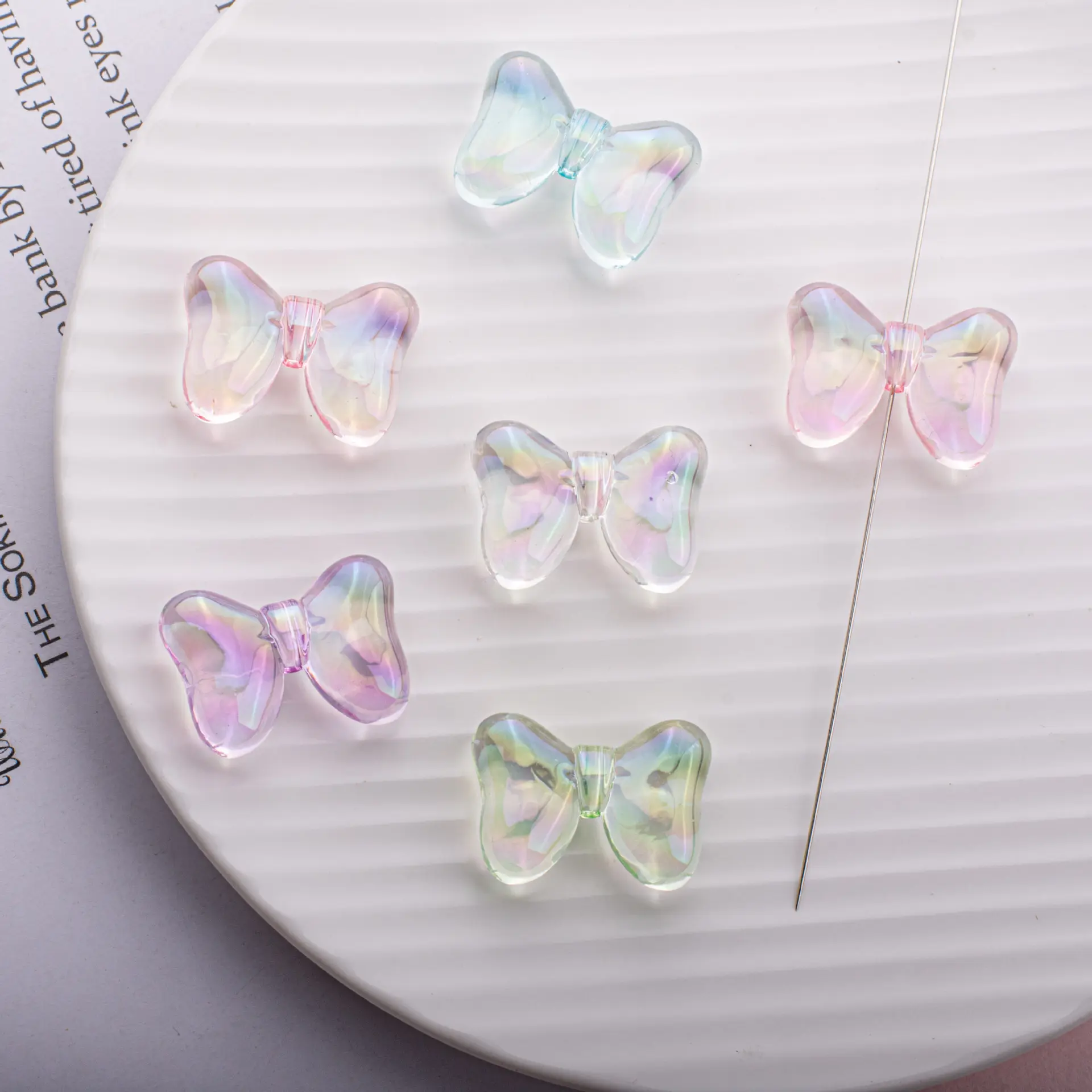 Wholesale Plastic Loose Beads Women DIY Necklace Accessories High Quality Cute Mini Bow Tie Beads for Jewelry Making