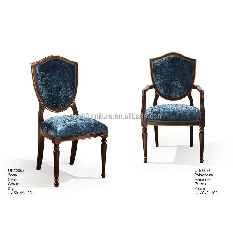 Chaise de salle à manger A * 2