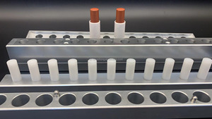 カスタマイズされた<span class=keywords><strong>12</strong></span>.1mm製リップスティックリップバームモールドフラットトップ<span class=keywords><strong>12</strong></span>キャビティカスタムロゴアルミニウム充填モールドモールドデザイン付き - Product Image 5