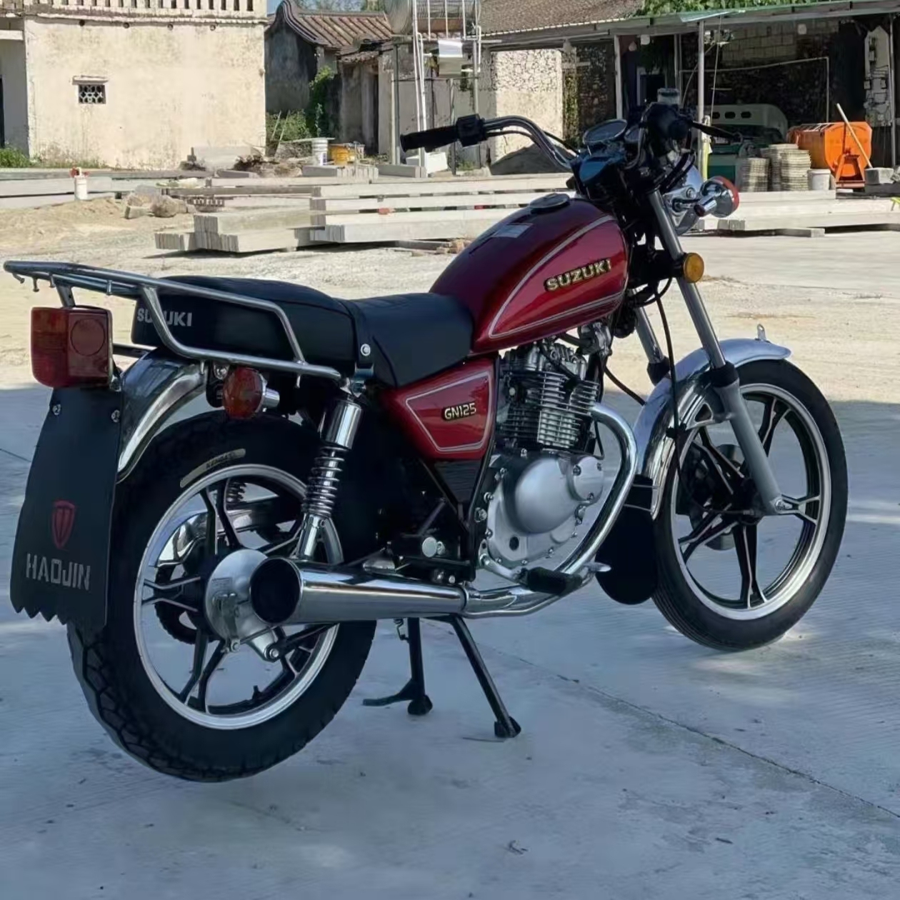 Suzuki GN125 ABS Equipped Retro Cruiser 124cc EFI Engine