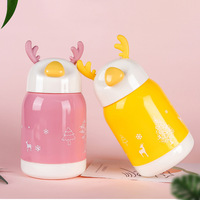 Bouteille en verre réutilisable 380 ml avec couvercle tête de cerf, design moderne et simple, motif dessin animé créatif de Noël, pour jus, café, lait, idéale pour les voyages et les aliments.