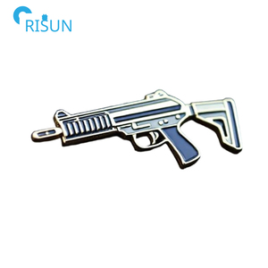 Produttore 3D teschio croce pistola sparatutto <span class=keywords><strong>fucile</strong></span> lancia da arma da fuoco smalto spille spille Custom spille smalto pistola spille - Product Image 4
