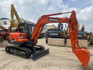 Excavatrice sur chenilles Doosan DX 60 d'occasion, <span class=keywords><strong>mini</strong></span> 6 tonnes, modèle DX60-9c, avec moteur, boîte de vitesses et pompe hydraulique, à vendre - Product Image 3