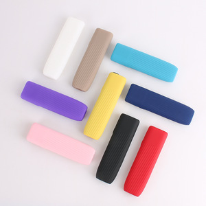 Funda Protectora Suave en Stock para ILUM ONE y IQO I ONE (Modelo IONE Twill) - Diseño Decorativo Moderno y Minimalista - Product Image 3