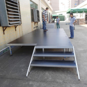 Scène de musique portable en aluminium de 4x8 pieds pour l'extérieur, avec montage facile, surface antidérapante, conception modulaire - Product Image 2