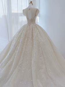 Robe de mariée style français, coupe princesse, longueur ras du sol, motif ciel étoilé, écologique, infroissable, design élégant haut de gamme, luxueuse, style <span class=keywords><strong>palais</strong></span> - Product Image 1