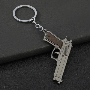 Llavero de Metal con Forma de Pistola Revólver, Modelo de Arma de Juego, en Oferta - Product Image 6