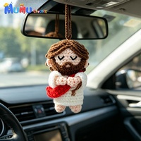 Pendentif de voiture en crochet fait main personnalisé, figurine Amigurumi à cheveux bouclés avec carte de prière pour décoration de voiture - Vente en gros