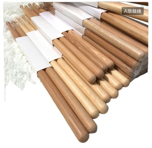 Baquetas de fábrica Standard a Hickory Wood 5a Modelo estándar Promark Baquetas - Product Image 1