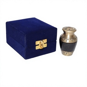 Urne souvenir en laiton massif marron Mini urne avec boîte en velours Urne souvenir artisanale pour cendres avec sac en velours gratuit - Product Image 1