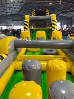 Vente en gros de toboggans aquatiques et châteaux gonflables pour fêtes commerciales en plein air, parcours d'obstacles gonflable