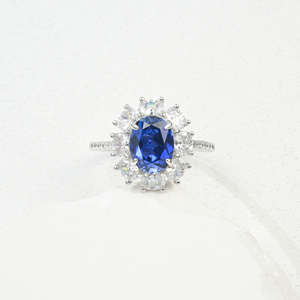 Bague en argent S925 avec saphir cultivé - Product Image 1