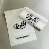 Sacs à fermeture éclair transparents givrés recyclés imperméables avec impression de logo personnalisé pour l'emballage de chaussures et de vêtements à usage professionnel