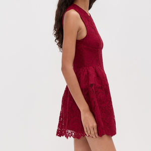 Abito Mini Aderente e Svasato Senza Maniche con Motivo Floreale in Pizzo <span class=keywords><strong>Bordeaux</strong></span> per Donna, Moda Wisrise Personalizzata all'Ingrosso - Product Image 2