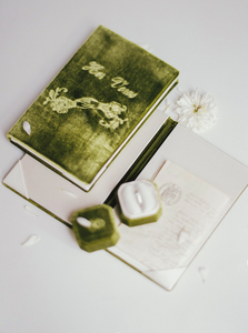 Livre de mariage en velours de soie de qualité supérieure, relié en couverture rigide, pour ses vœux et les siens - Product Image 4