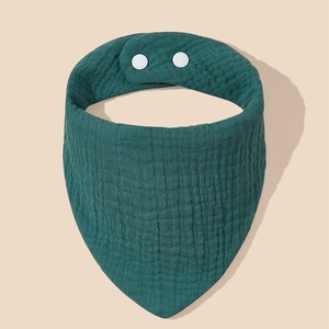 Оптовая продажа, сертифицированный GOTS, водонепроницаемый детский нагрудник из органического хлопка, треугольные детские нагрудники - Product Image 4